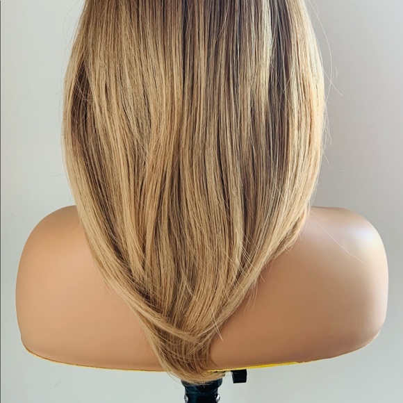 Very Pretty 16” Toffee Brown Mix Color Synthetic Wig with Bangs - Picture 5 of 5